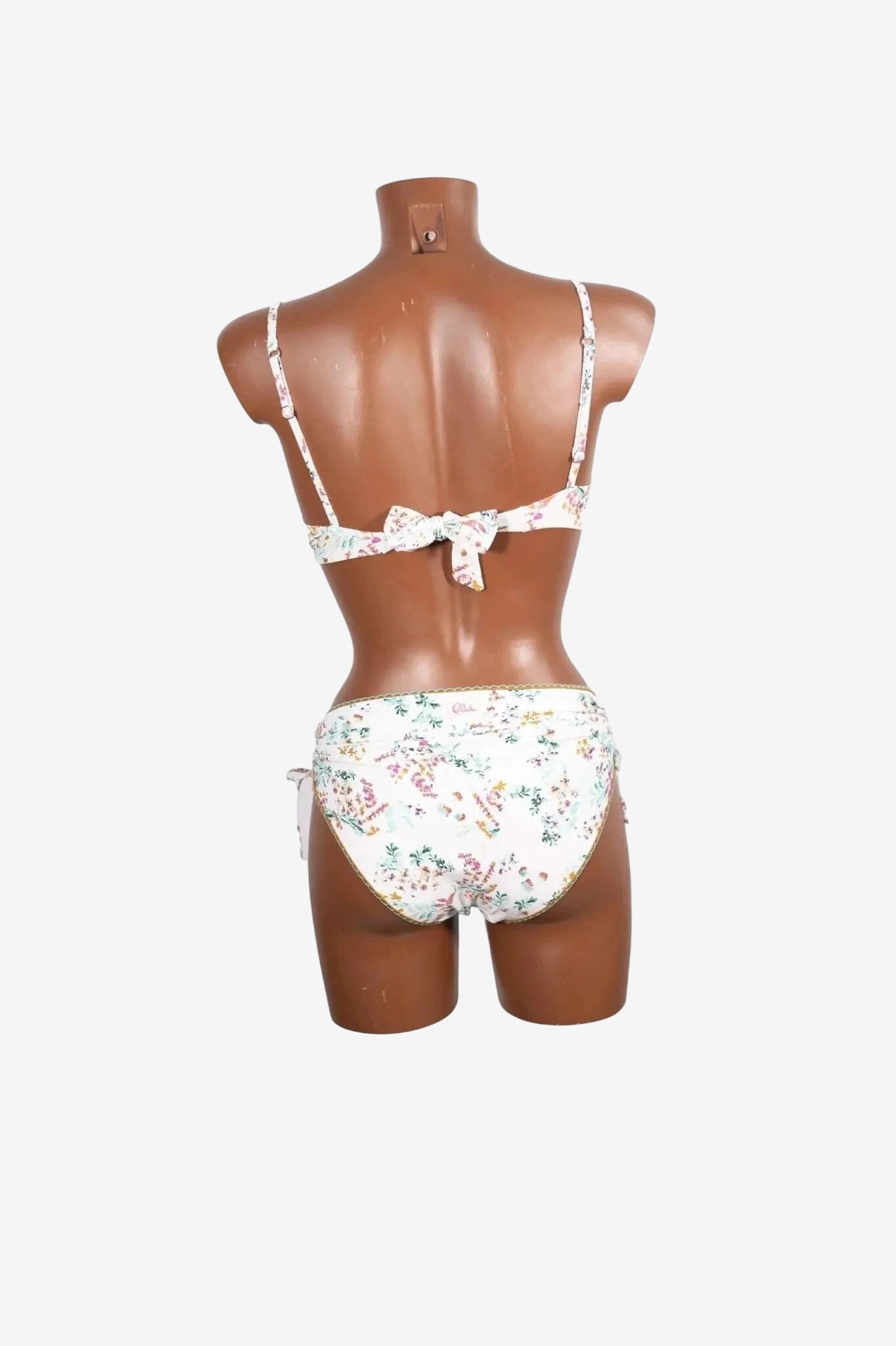 Bikini push up da donna My Soho bianco con fantasia floreale e chiusura a fiocco sul retro.