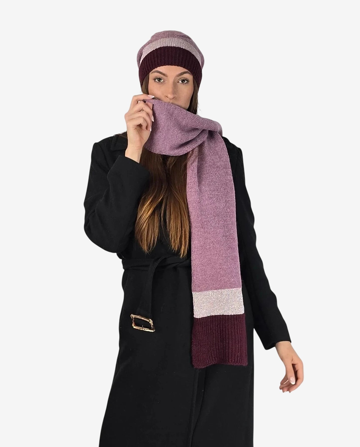 Set coordinato da donna composto da sciarpa e cappello in lana color cipolla con dettagli lurex.