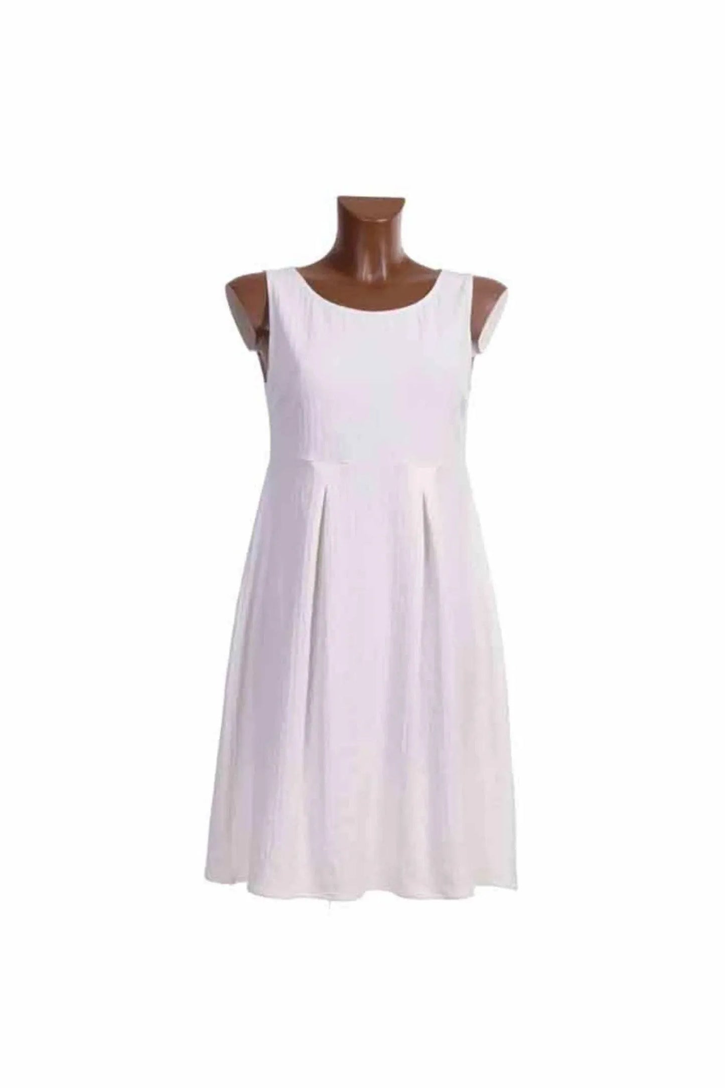 Abito midi smanicato Olivia Gold in lycra operata bianca con linea svasata.