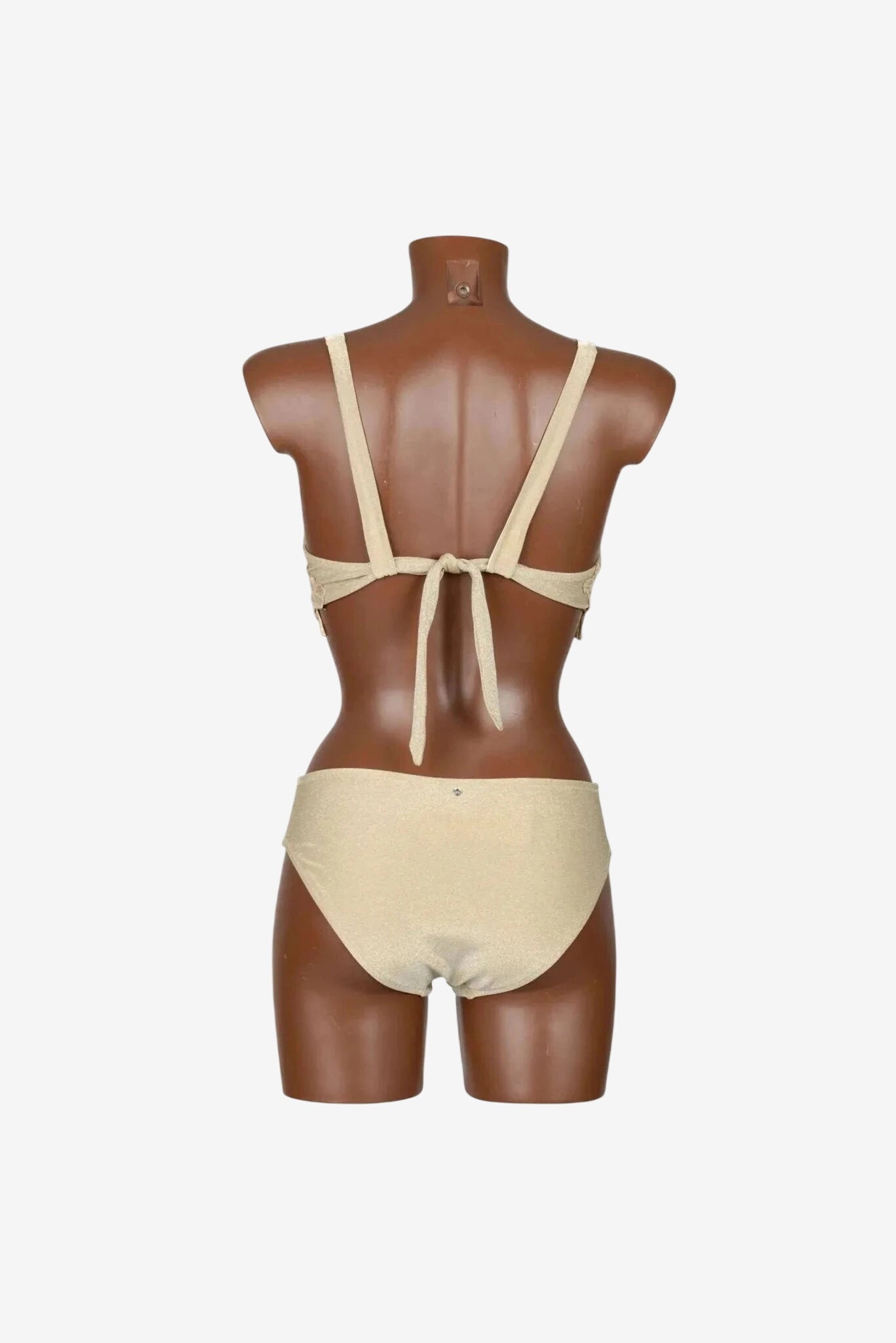 Bikini Raffaela D'Angelo color oro con ferretto e chiusura posteriore a fiocco.