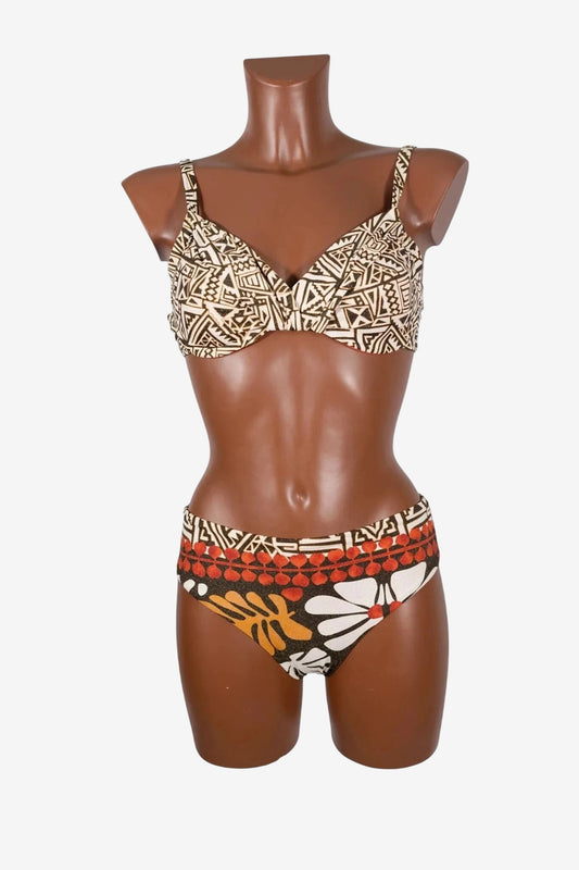 A push-up bikini set featuring a geometric print top and a floral patterned bottom on a mannequin.