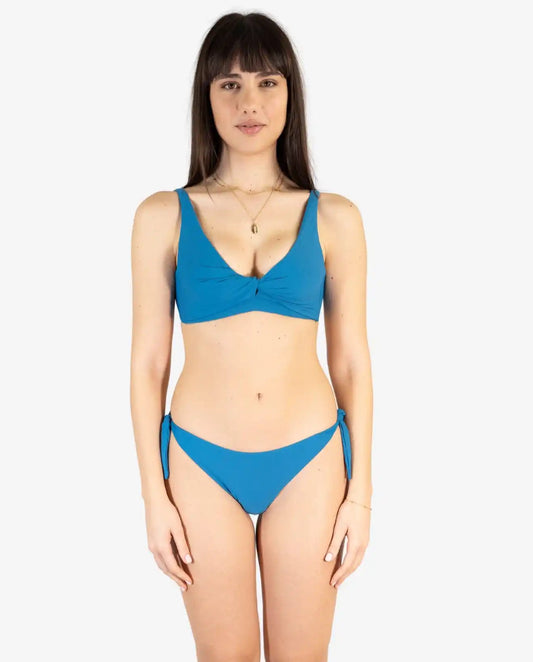 Bikini Vela