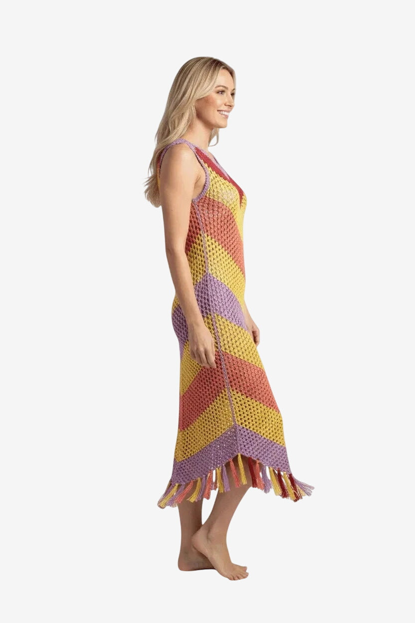 Abito midi da donna in cotone multicolor a righe chevron con frange sul fondo.