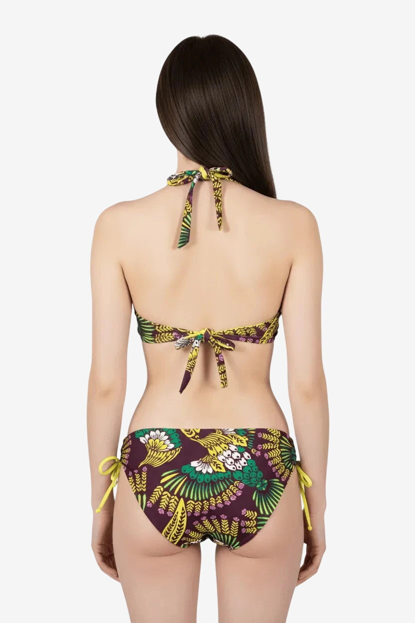 Bikini triangolare con stampa tropicale nei toni del giallo, verde e viola.